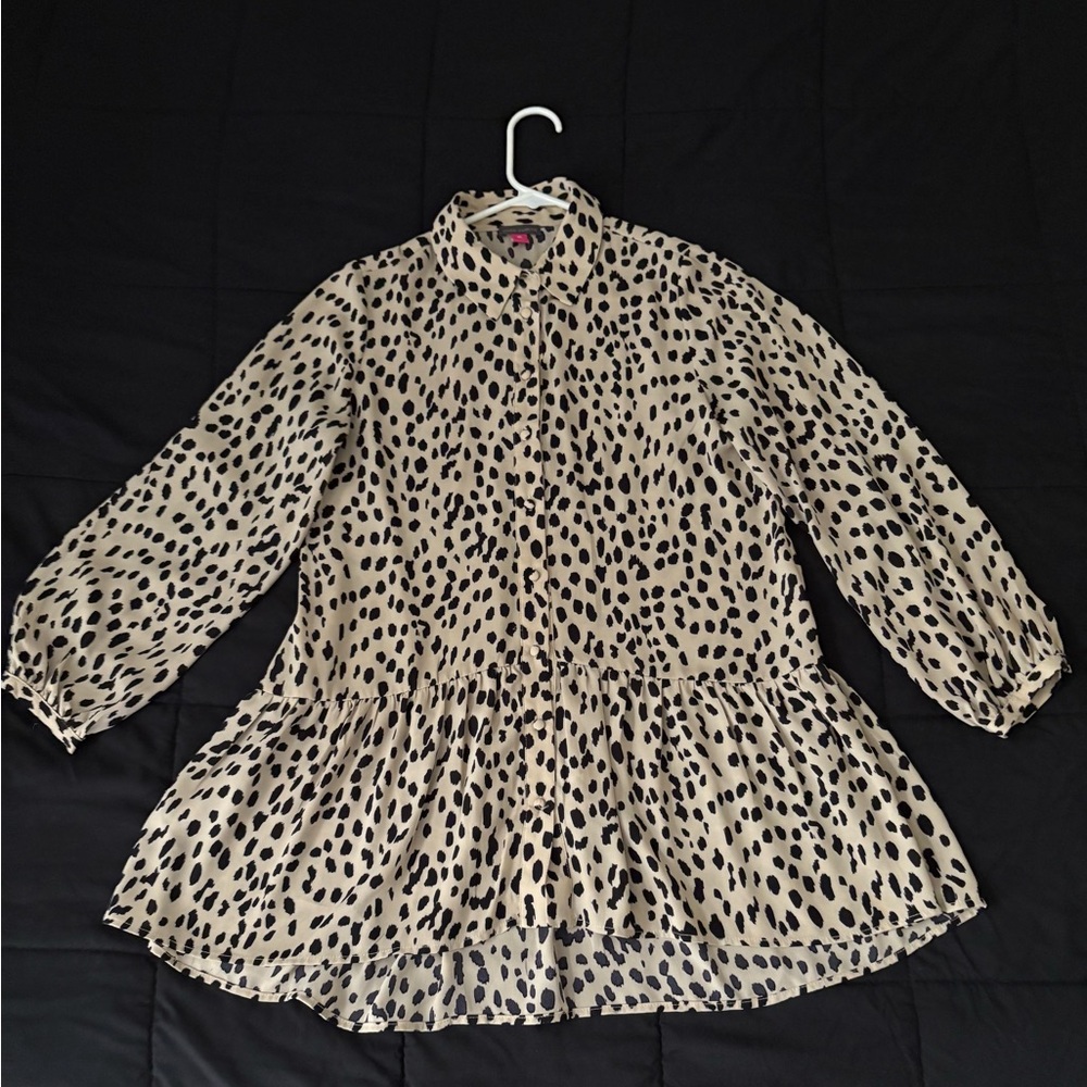 Chic Leopard Print Blouse